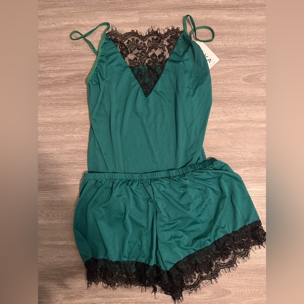 Lava Green with Black Lace Lingerie 2XL